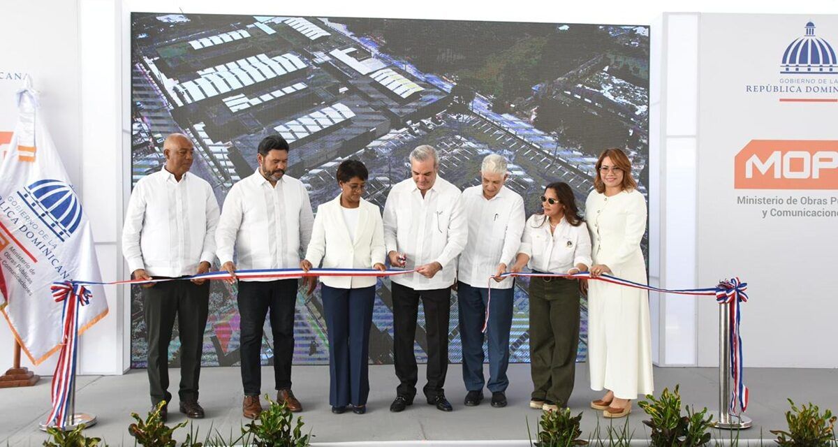 Presidente Luis Abinader inaugura el nuevo mercado municipal de Higüey, una obra esperada por más de una década