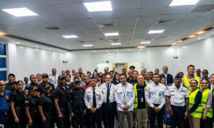 Personal de la Dirección General de Migración se certifica en manejo de emergencias y continuidad operativa