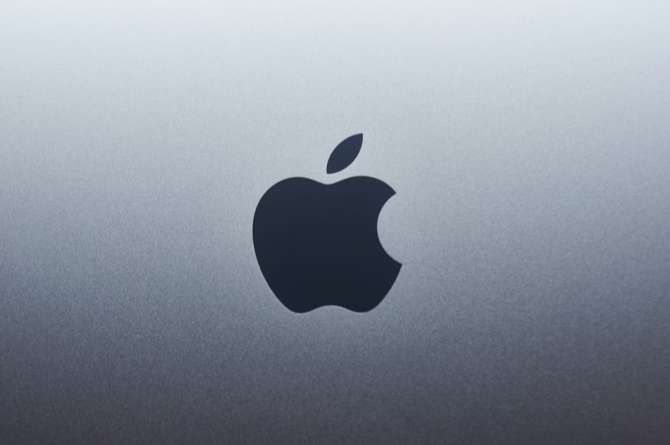 Apple, la única Big Tech que no lo apuesta todo por la IA