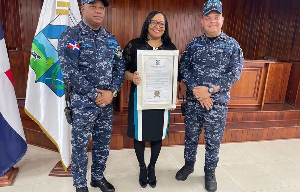 Concejo de Regidores de San Cristóbal declara como hija adoptiva a la magistrada Ramona Santana Uceta