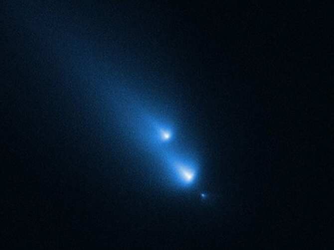 Fragmentación inesperada de un cometa