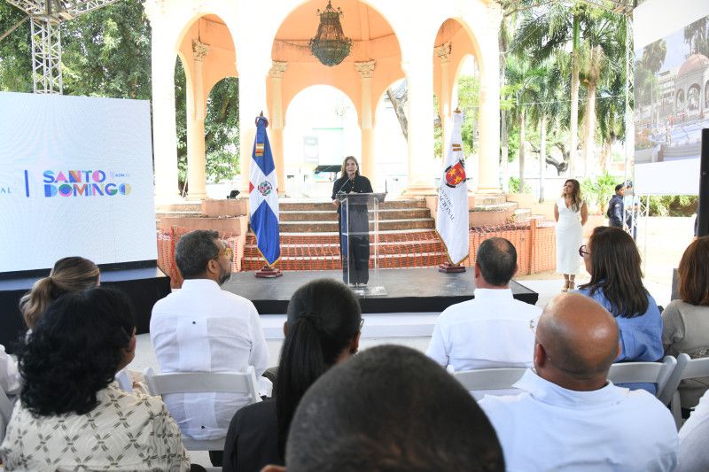 Alcaldía inicia rescate del Parque Enriquillo