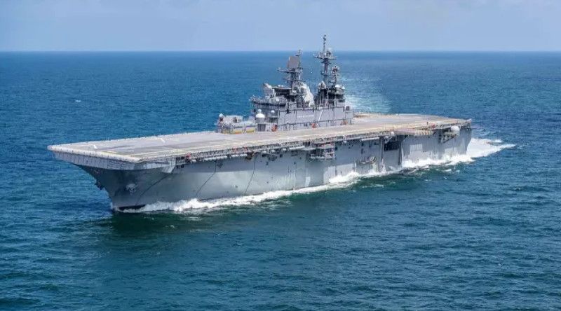 Trump envía más barcos y marines a Oriente Medio