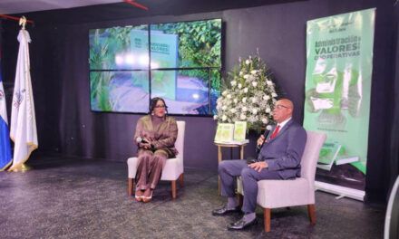 María Eugenia Acosta: dominicana que presenta en NY ‘Administración por Valores en las Cooperativas’
