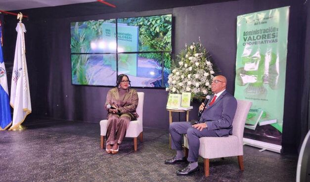 María Eugenia Acosta: dominicana que presenta en NY ‘Administración por Valores en las Cooperativas’