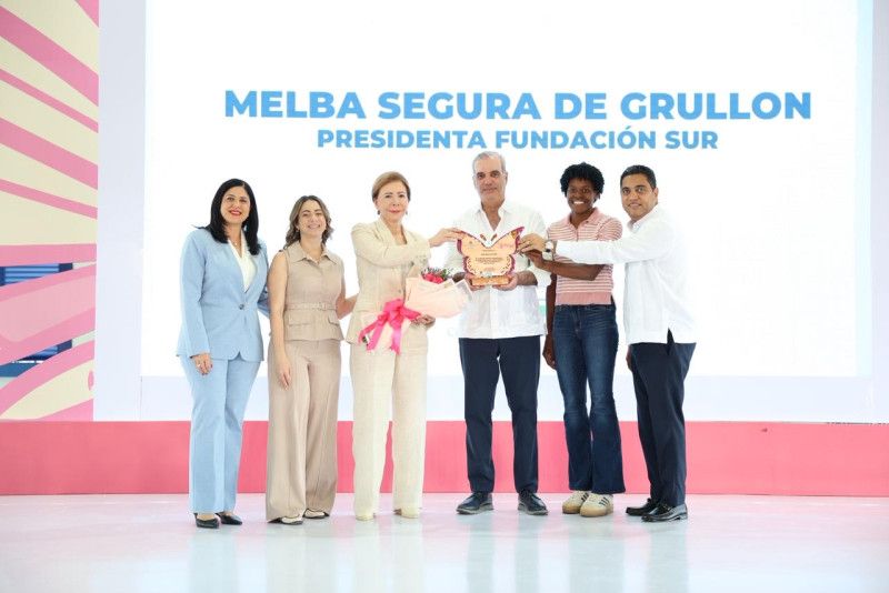 El presidente Luis Abinader inaugura los Juegos de la Mujer