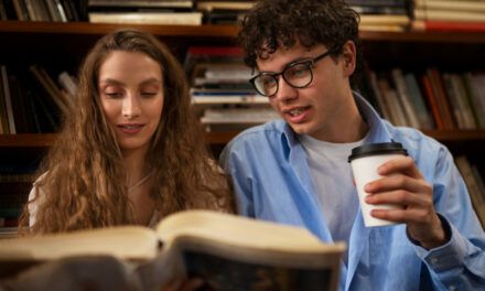 La palabra como soberanía: el rol de la literatura en la era de la IA