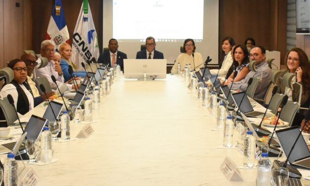 CNSS aclara que no ha aprobado cambios en la compra de medicamentos de alto costo