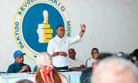 Víctor Pichardo recorre Monte Plata para fortalecer estructura del PRM de cara a elecciones internas
