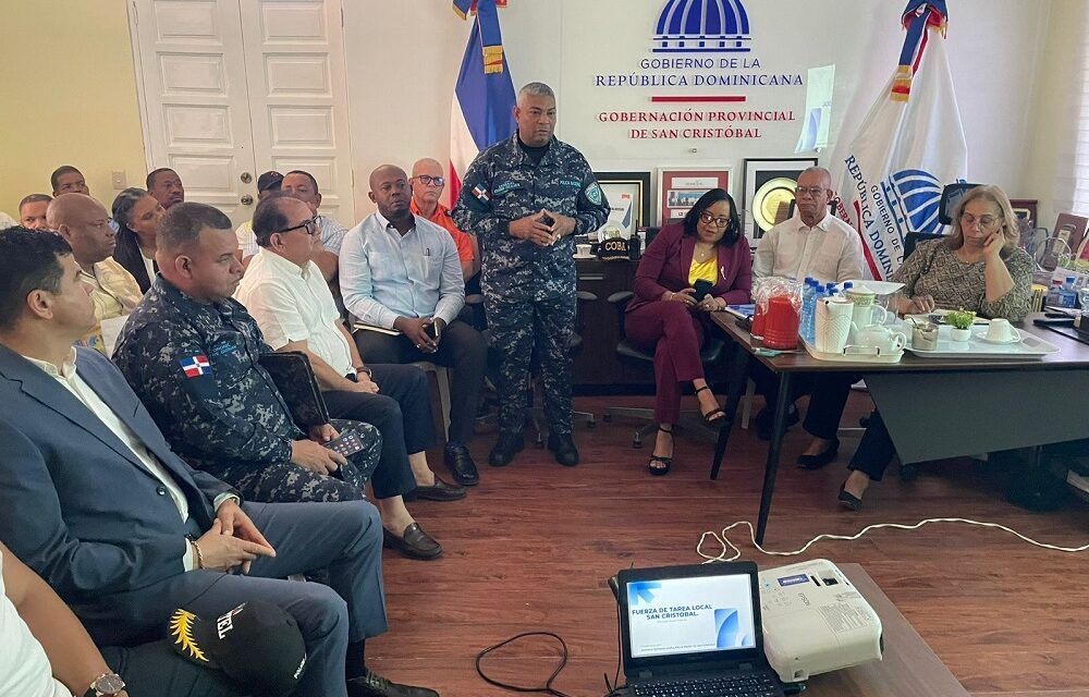 Autoridades coordinan acciones estratégicas para fortalecer la Mesa de Seguridad Ciudadana en San Cristóbal