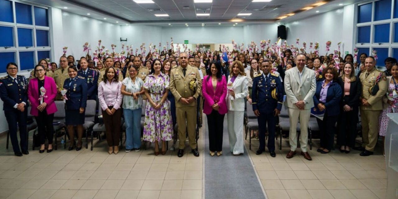 Migración reconoce a 90 colaboradoras por su labor institucional