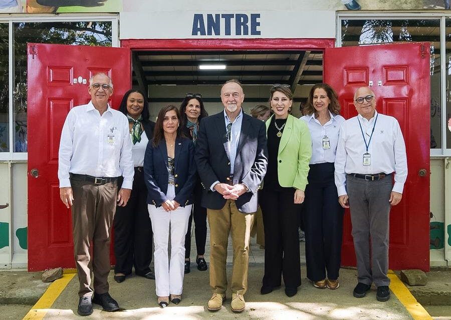 CODEVI recibe visita conjunta de la Embajadora de Estados Unidos en República Dominicana y el encargado de Negocios de EE.UU. en Haití