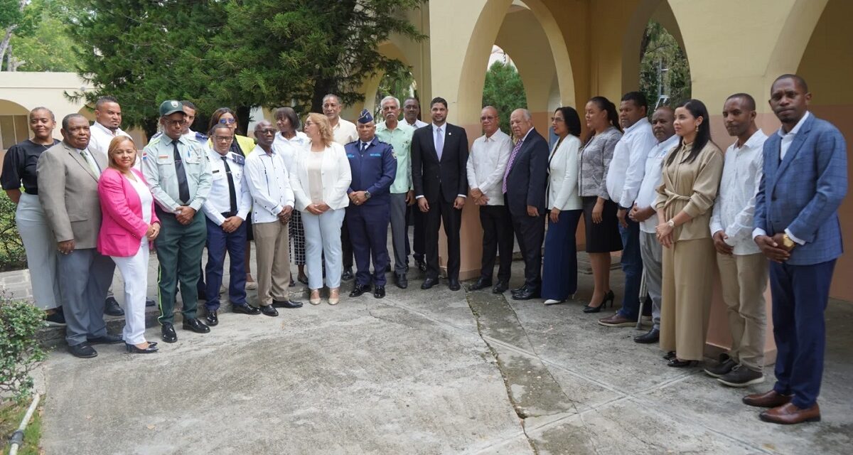 Policía se acerca a la comunidad apoyando importante proyecto provincial estratégico