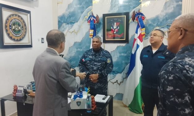 Director Regional San Cristóbal encabeza reunión estratégica con autoridades policiales y civiles