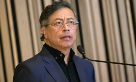 Presidente de Colombia asegura que el narcotráfico “se burla” de la lista de sanciones de EEUU
