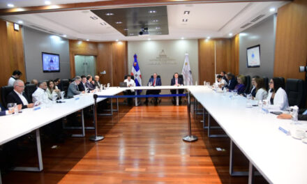 Gobierno tilda de «positivo» primer encuentro sobre crisis de medio oriente