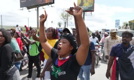 Protestas en Haití por el aumento del precio de carburantes