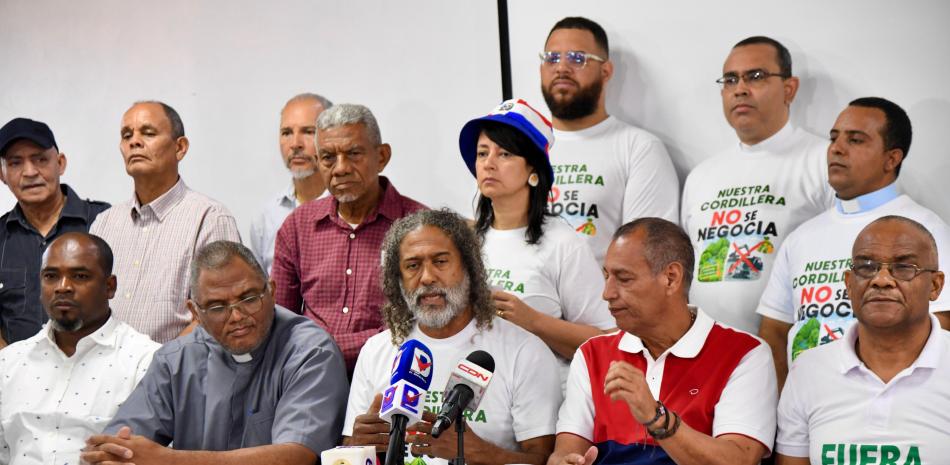Movimientos ambientales llaman a movilizaciones contra exploración minera y creación de vertedero