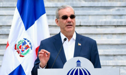 Gobierno trabaja “diariamente” para “estabilizar precios” ante crisis internacional, dice Abinader