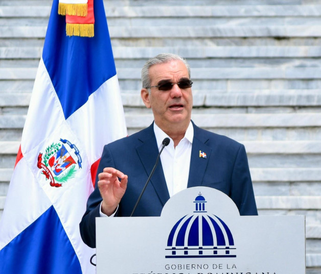 Gobierno trabaja “diariamente” para “estabilizar precios” ante crisis internacional, dice Abinader