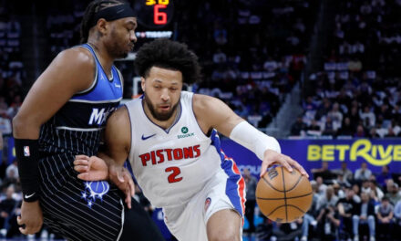 Cade Cunningham anota 45 puntos y mantiene con vida a los Pistones