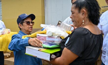 Voluntariado Banreservas asiste a familias afectadas por inundaciones en varias provincias