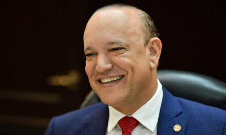 Alcalde de Santiago en rendición de cuentas destaca el deporte