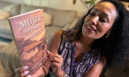 Verónica Villatoro presenta el libro «Mujer sin límite», la historia de una inmigrante cumpliendo el sueño americano