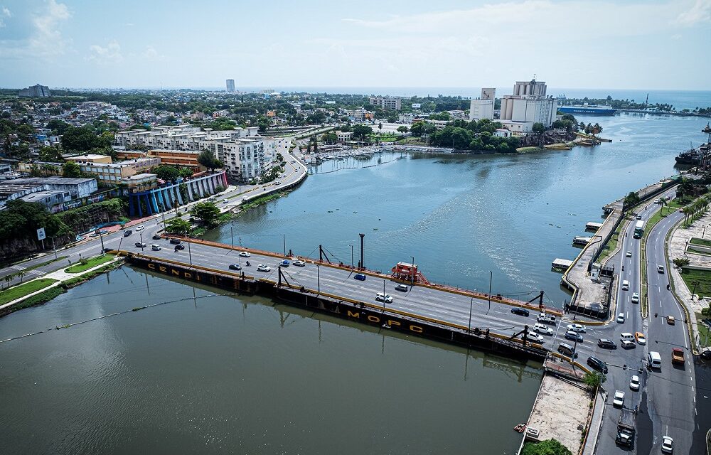 Obras Públicas anuncia cierre temporal del Puente Flotante este sábado