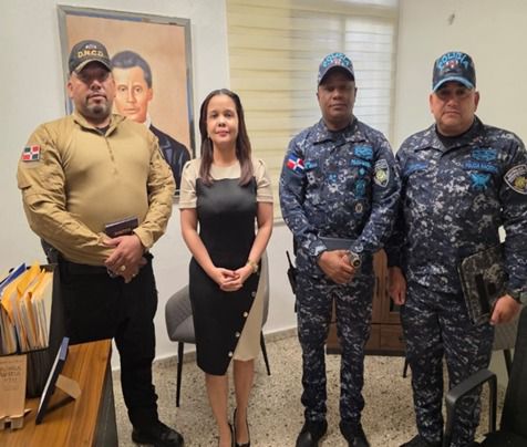 Autoridades coordinan acciones conjuntas para fortalecer seguridad ciudadana en comunidad