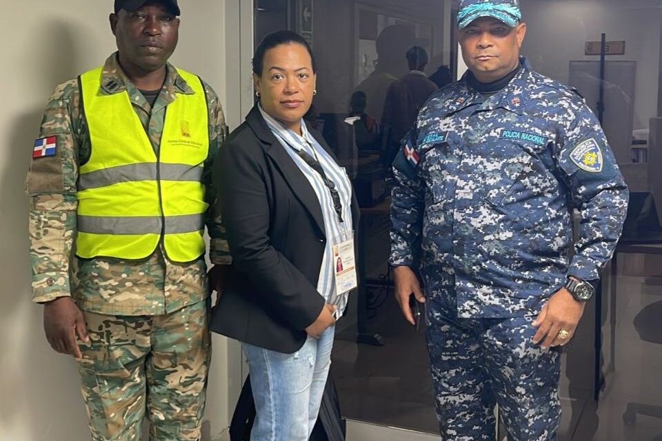 Director regional supervisa seguridad en Junta Central Electoral de San Cristóbal