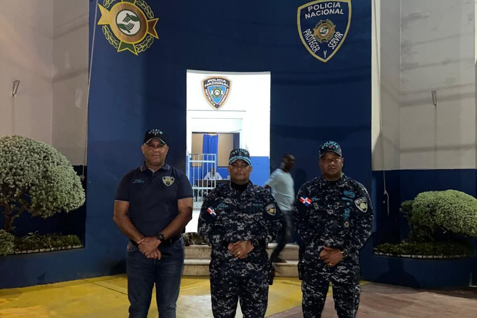 El Director Regional Gral. Escalante, lidera reunión estratégica para fortalecer patrullaje e investigación policial