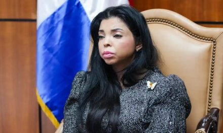 Yeni Berenice dice víctimas del Jet Set merecen justicia en plazo razonable y llama «absurdo» contraperitaje