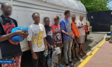 Migración sigue embestida contra ilegales; detiene a más de mil haitianos en operativo simultáneo