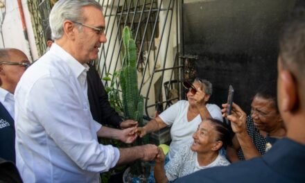 Abinader instruye a alcaldía del DN a trabajar en solución definitiva a laguna en Los Platanitos
