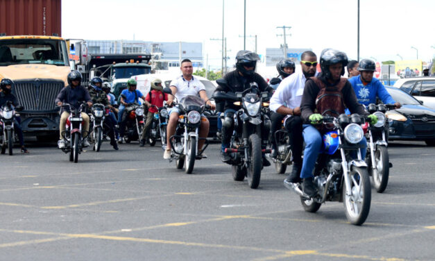  Motoconchistas aseguran llevaban años pidiendo regulación; plan iniciará el 2 de junio en San Cristóbal