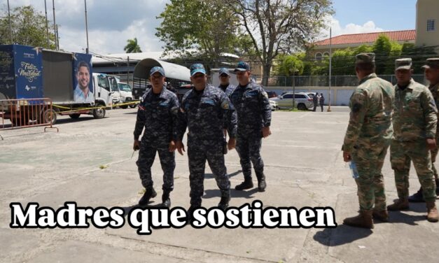 General Escalante participa jornada nacional apoyo social dedicada madres dominicanas en San Cristobal