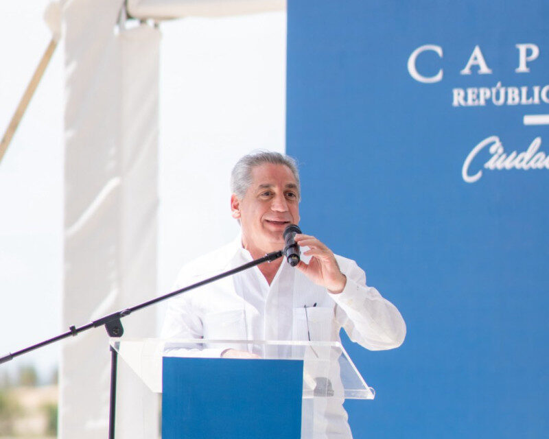 Hazoury destaca resiliencia del turismo ante crisis
