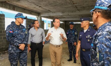 Director General PN y ministro Víctor (Ito) Bisonó supervisan instalaciones de la Escuela para Cadetes Mayor General (R) José Rafael Félix Hermida González en Hatillo, San Cristóbal