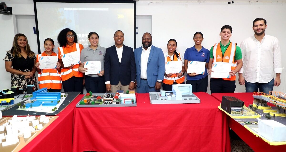 INTRANT certifica a 189 jóvenes como Guardianes del Tránsito y fortalece la cultura de seguridad vial en el país