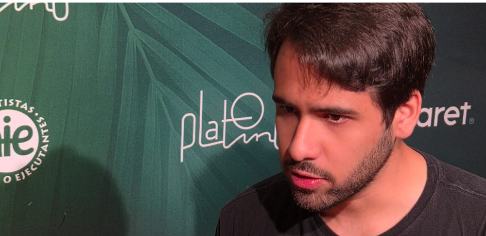 Guionista de Apocalipsis en el trópico agradece Premio Platino y valora documental como narración histórica válida