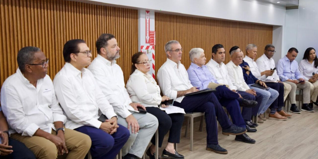 Gobierno avanza en un 85 % alcantarillado sanitario y planta de tratamiento de Licey al Medio