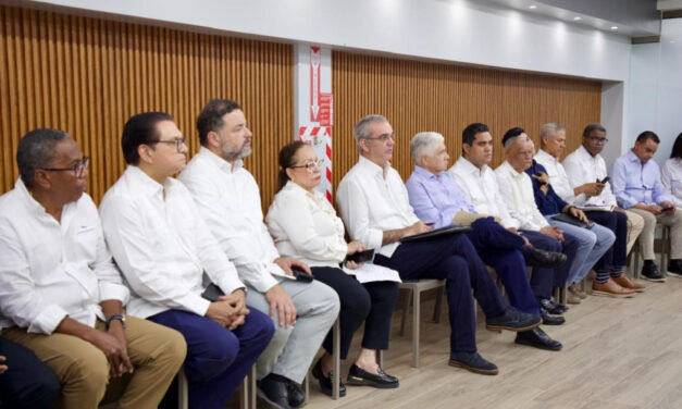 Gobierno avanza en un 85 % alcantarillado sanitario y planta de tratamiento de Licey al Medio