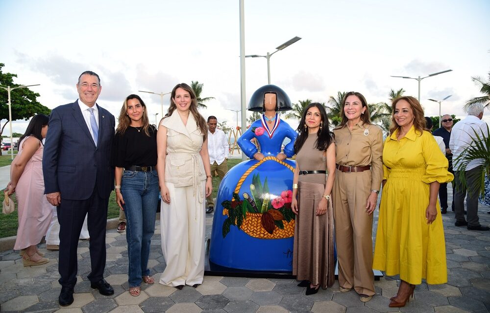 Llega a Santo Domingo la quinta Menina Dominicana «Frutas de Dominicana», un homenaje a la identidad y riqueza agrícola nacional