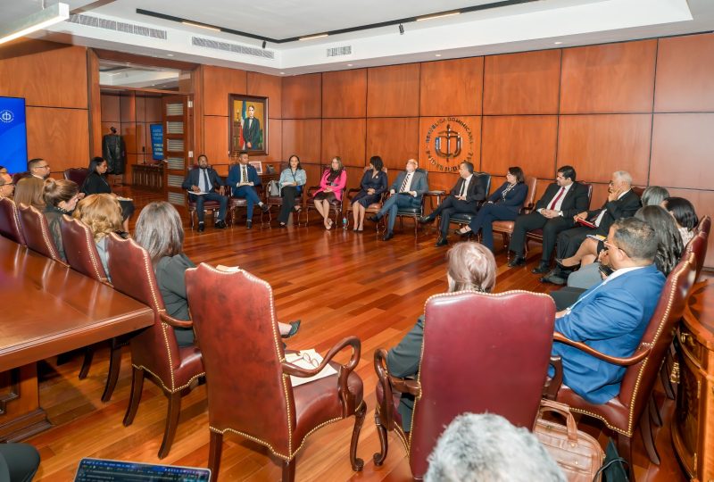 Jueces recibirán aumento salarial de 30% y ajustes de hasta 50% para servidores administrativos