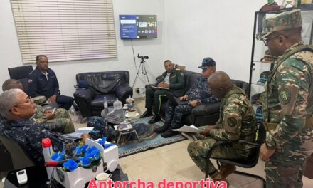 Gral. Escalante y su equipo coordinan seguridad y logística para recorrido nacional de antorcha deportiva
