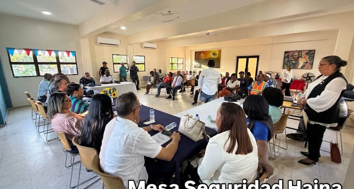 Mesa de seguridad fortalece integración policial y comunitaria en Haina San Cristóbal