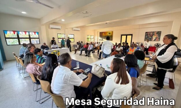 Mesa de seguridad fortalece integración policial y comunitaria en Haina San Cristóbal