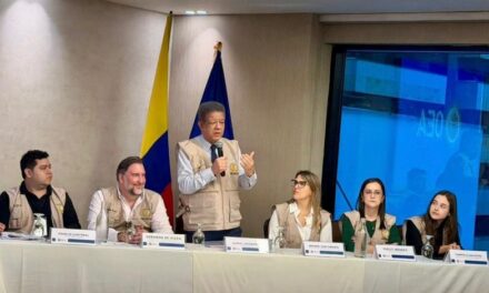 Leonel Fernández inicia trabajos de misión electoral de la OEA en Colombia previo a elecciones presidenciales