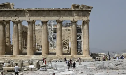 El Partenón de Atenas recupera su esplendor de hace 220 años